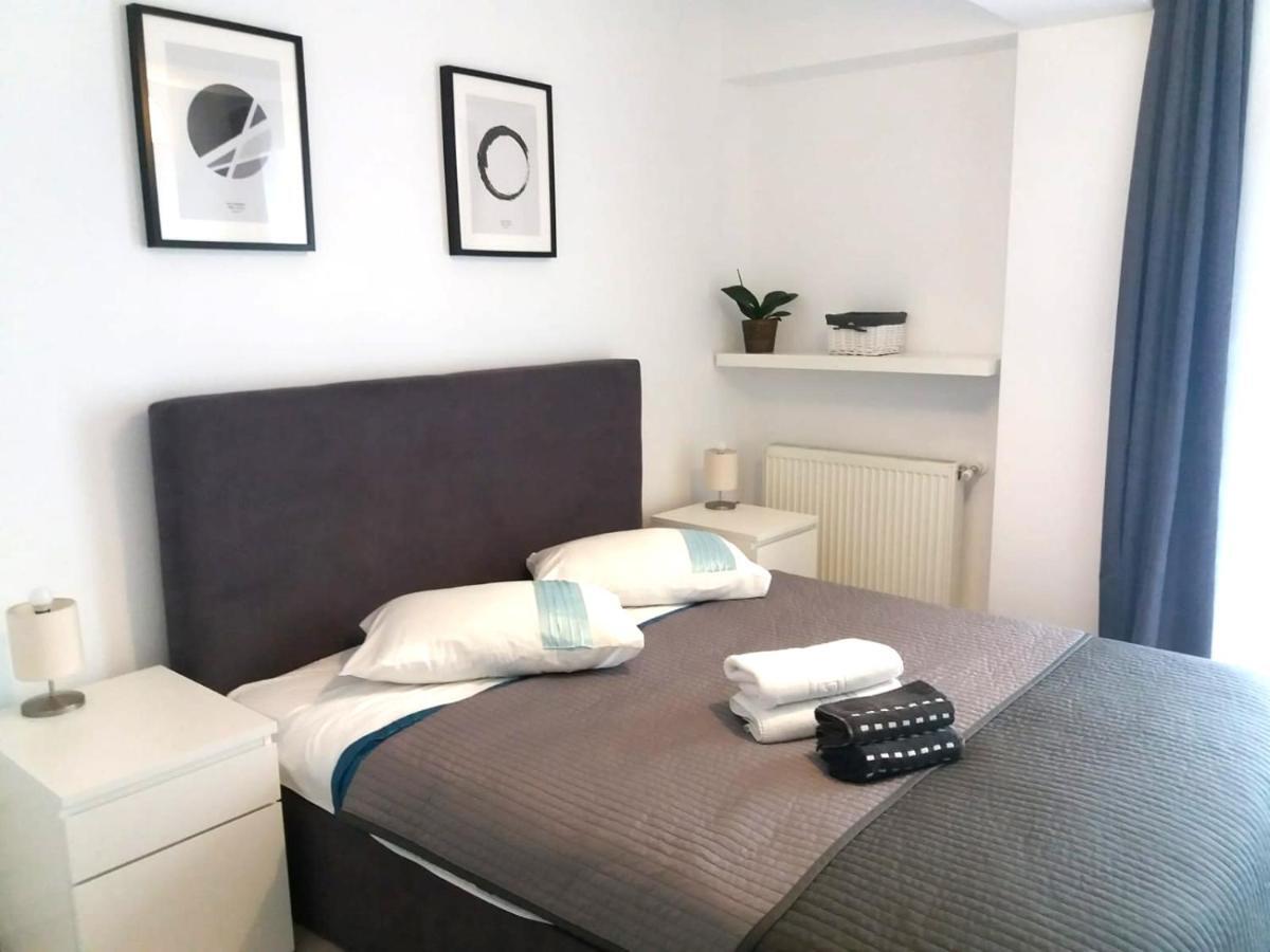 Airport Residence - Apartment Across From Otopeni Airport Exterior foto